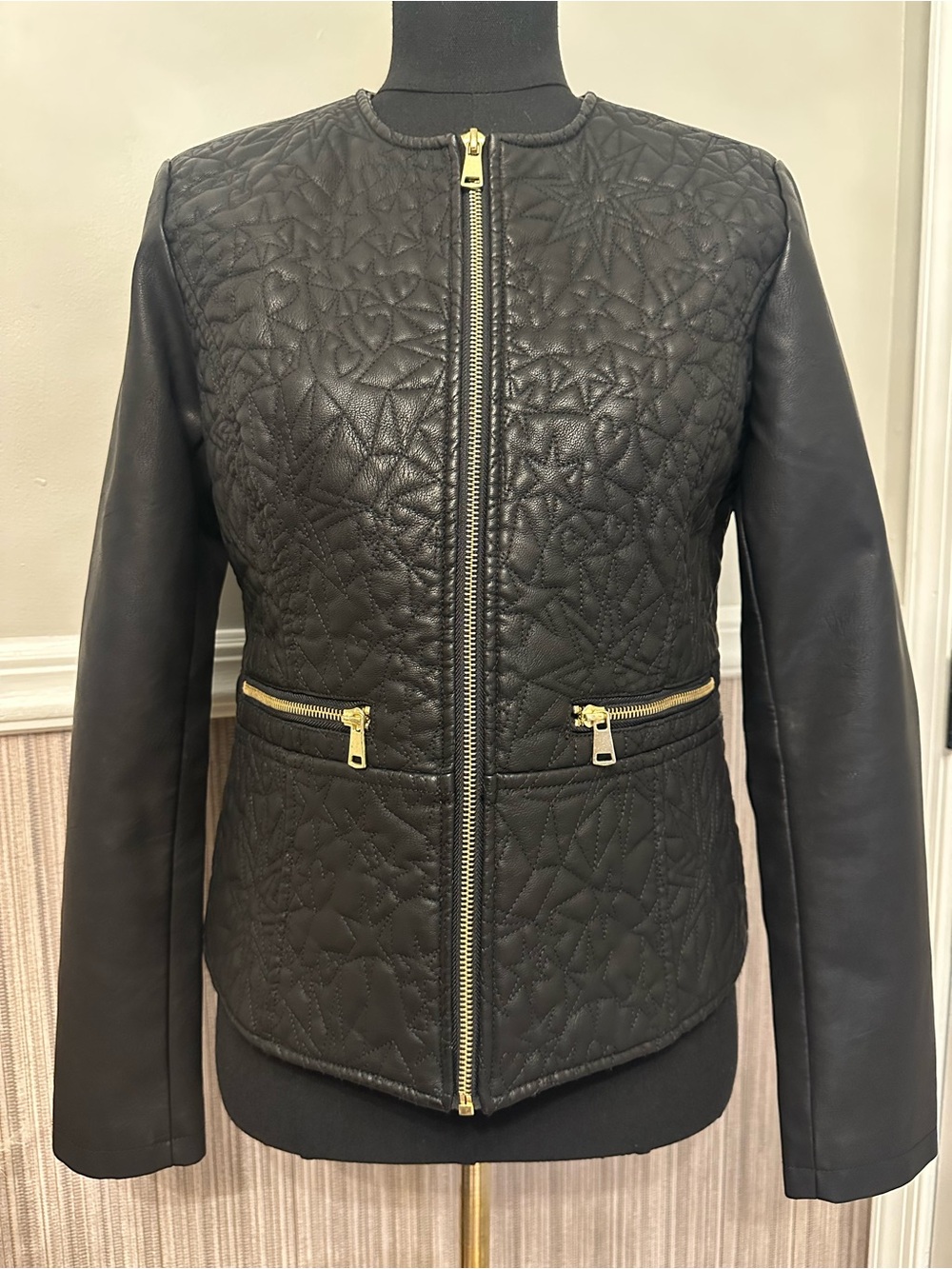 Baccini Petite M Black Quilted Faux Leather Moto Jacket Gold Zip